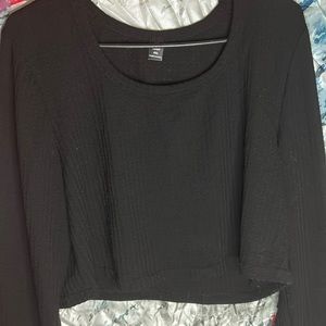 Black Knitted Long Sleeve Crop Top